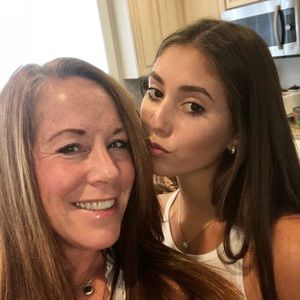 Meet your Posher, Randi